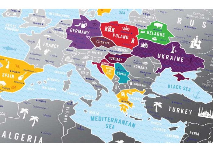 Harta răzuitoare a lumii într-un tub cadou Travel Map Silver Europe
